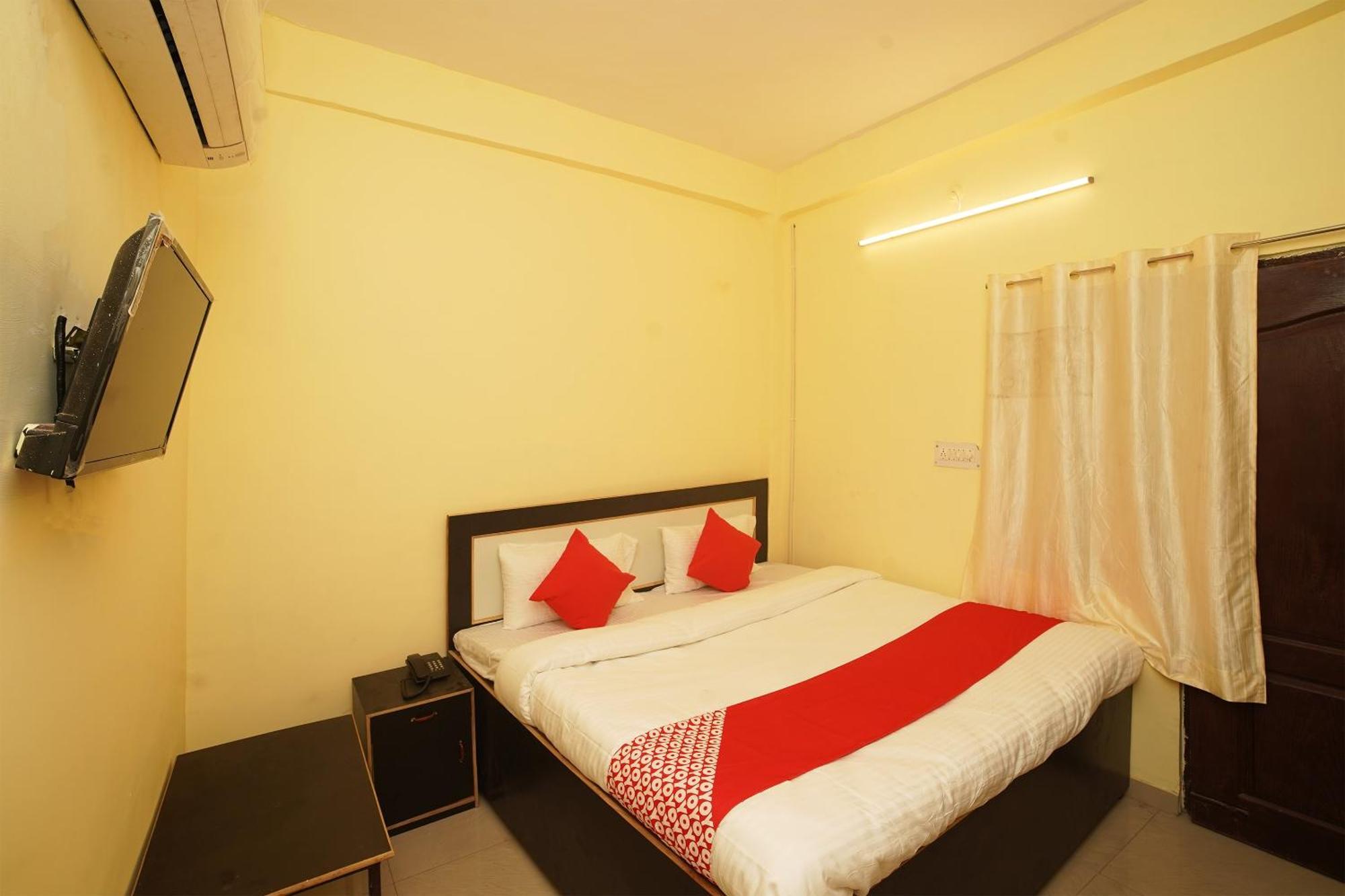 Hotel O Paras Guest House & Restaurant Haldwāni Dış mekan fotoğraf