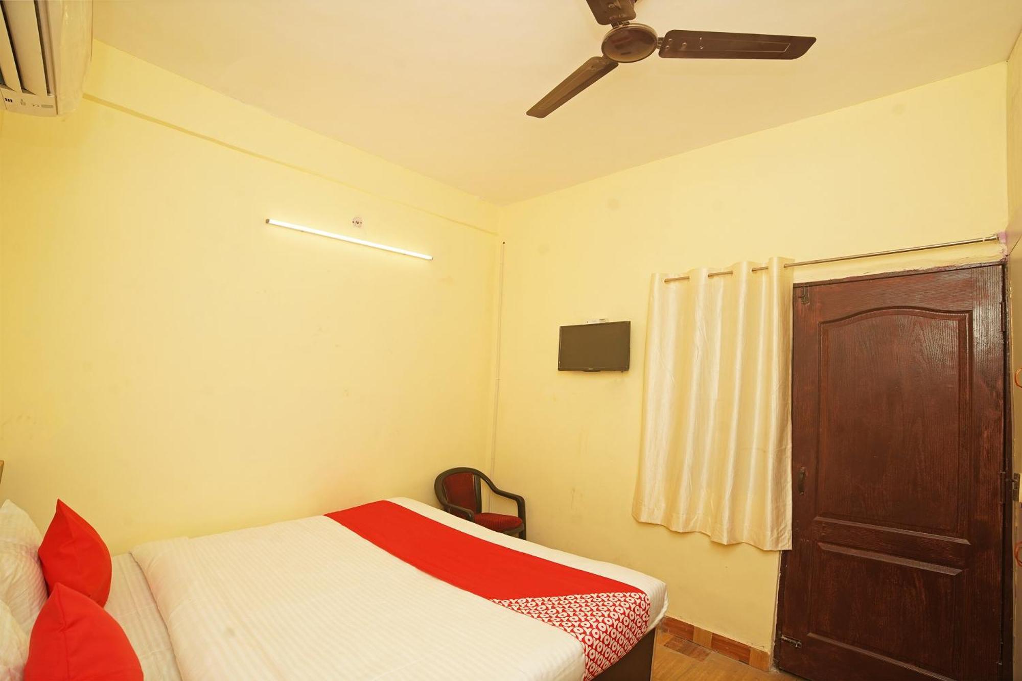 Hotel O Paras Guest House & Restaurant Haldwāni Dış mekan fotoğraf